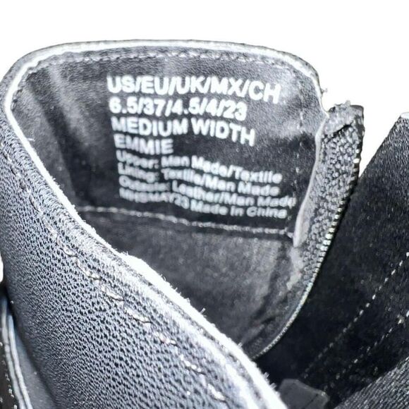 Women's Reaction Kenneth Cole Emmie Black Pointed Toe Wedge Booties Size 6.5 - Picture 8 of 8